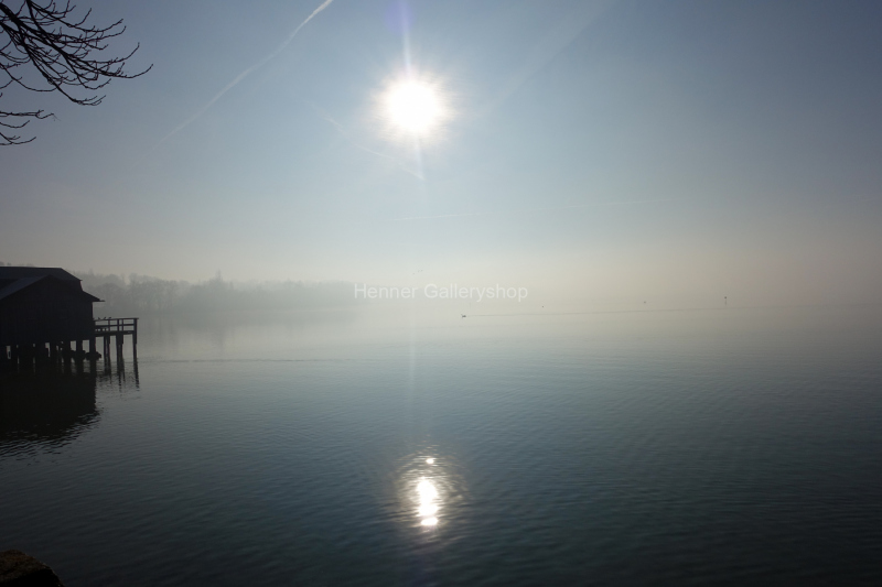 Ammersee mit Sonne und Nebel