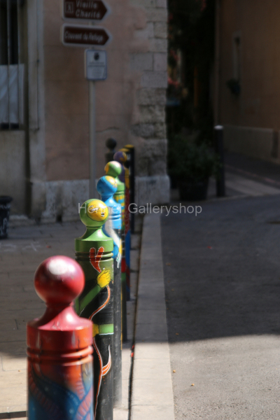 Bunte Strassenpoller