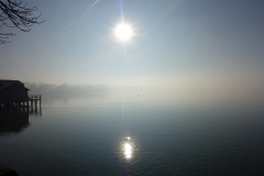 Ammersee mit Sonne und Nebel