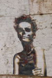 Grafitti, hagere Frau