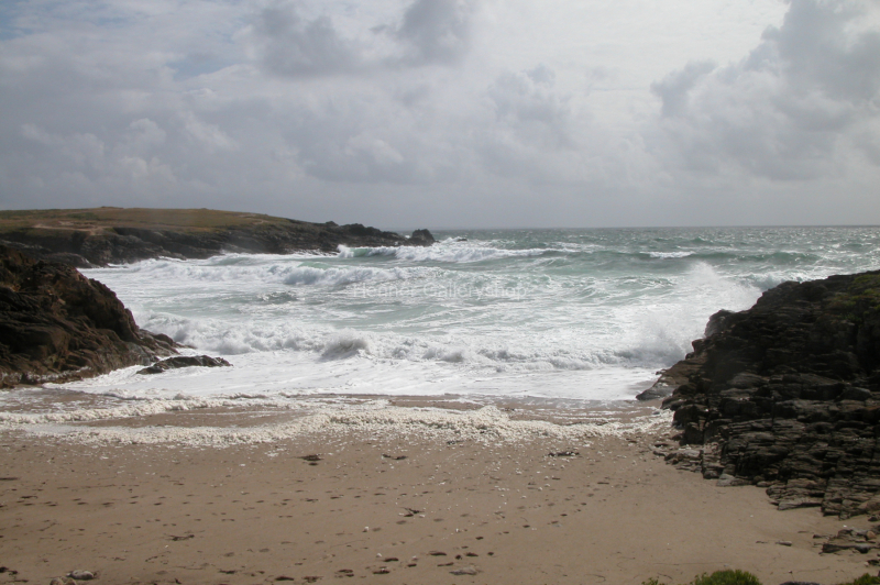 Küste mit Brandung,  Bretagne