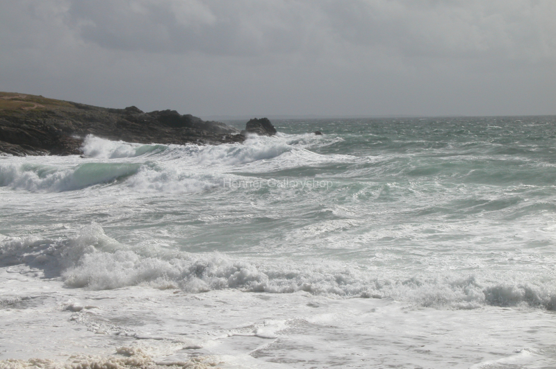 Küste mit Brandung,  Bretagne