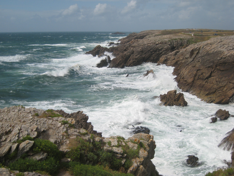 Sturm und Brandung Felsküste Bretagne