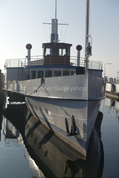 Passagierschiff im Hafen, Ammersee