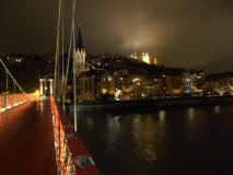 Brück Lyon, Nachts