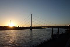 Rheinbrücke Düsseldorf