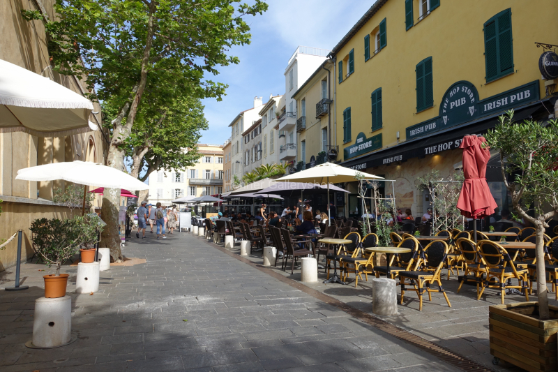 Strasse in Südfrankreich